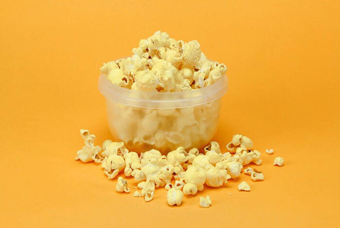 is popcorn ok to feed dogs